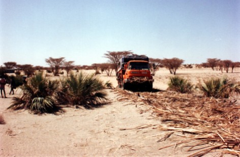 JNM603V Lake Turkana 1994 (Ian Richards)