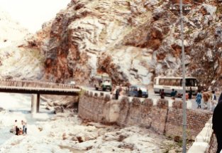 First tour group allowed in Khyber Pass
